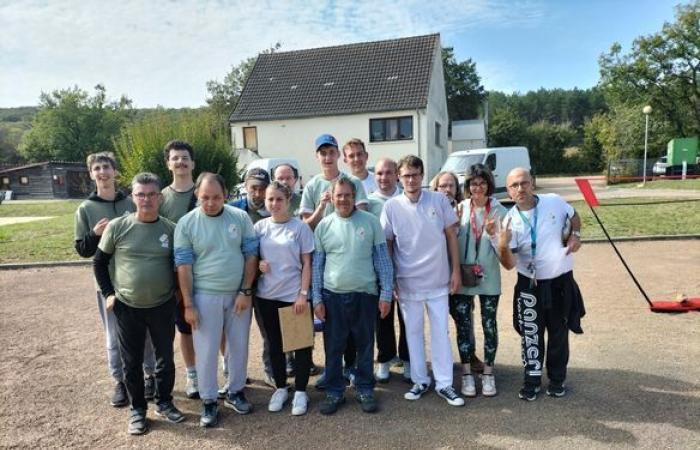 Una jornada de deportes adaptados en el centro Girard de Roussillon