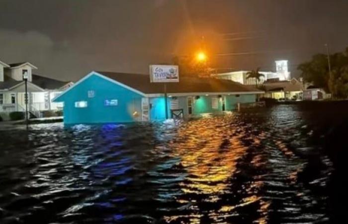 El huracán Helene toca tierra en Florida como devastadora tormenta de categoría 4