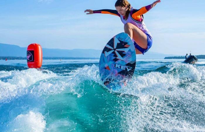 Las estrellas mundiales del wakesurf compiten en Ginebra