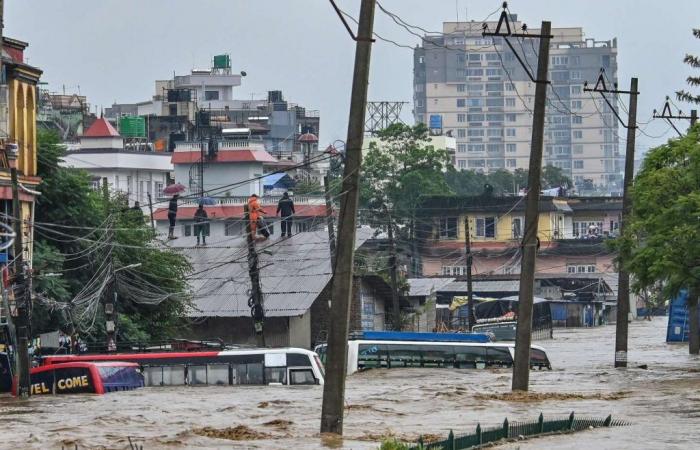 En Nepal, cincuenta y nueve muertos por inundaciones y cuarenta y cuatro desaparecidos