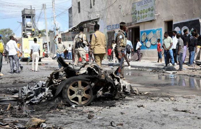 Al menos seis personas muertas por explosiones en Somalia