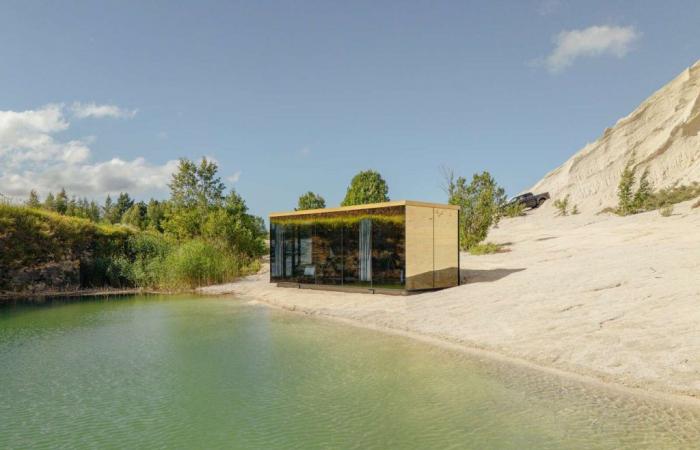 descubre Golden House, la minicasa de lujo de 26 m2