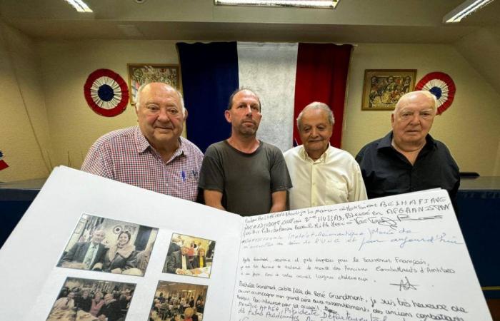 Un libro de visitas en la Casa de los Combatientes de Antibes para recordar y transmitir la memoria de los veteranos