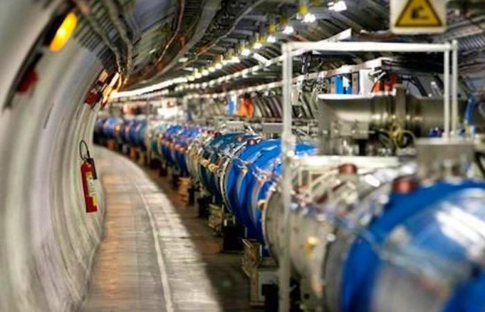 Casi 400 científicos rusos privados del CERN