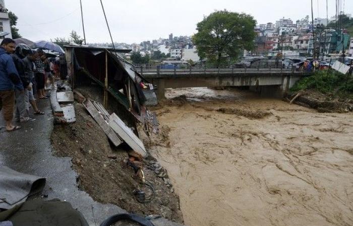 Aumenta el número de víctimas de las inundaciones en Nepal