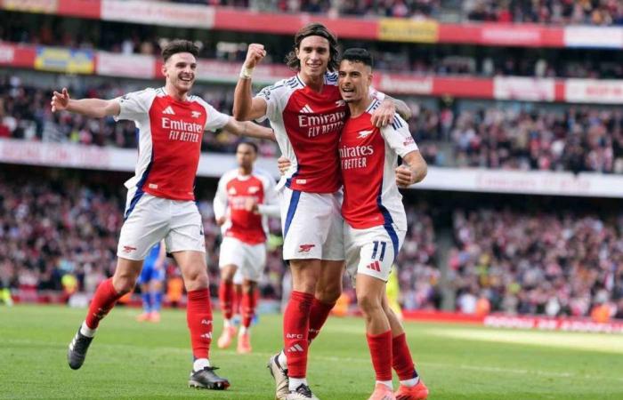 El Arsenal arrebata la victoria al Leicester