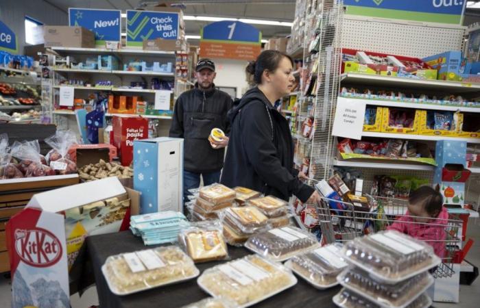 A pesar de la ayuda federal, los precios de los alimentos son demasiado altos para los labradores