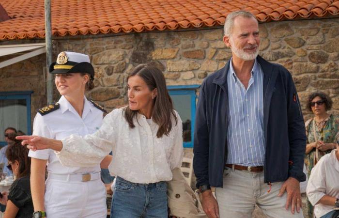 La Princesa Leonor de escapada con sus padres durante su permiso de fin de semana en la Escuela Naval