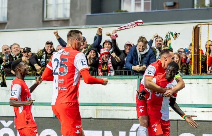 El Hadji Malick Diouf marca contra el Bohemians y gana el Slavia Praga