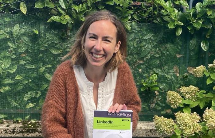 Anne Dubois-Dos Santos, residente de Rouen, publica un libro sobre el uso adecuado de LinkedIn