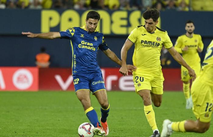 Baena pone al Villarreal tercero