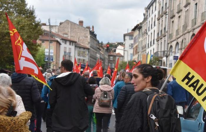 Más de 350 manifestantes en Le Puy.