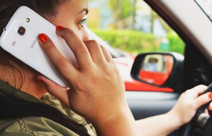 Esta inquietante verdad sobre el uso del teléfono mientras se conduce en Francia