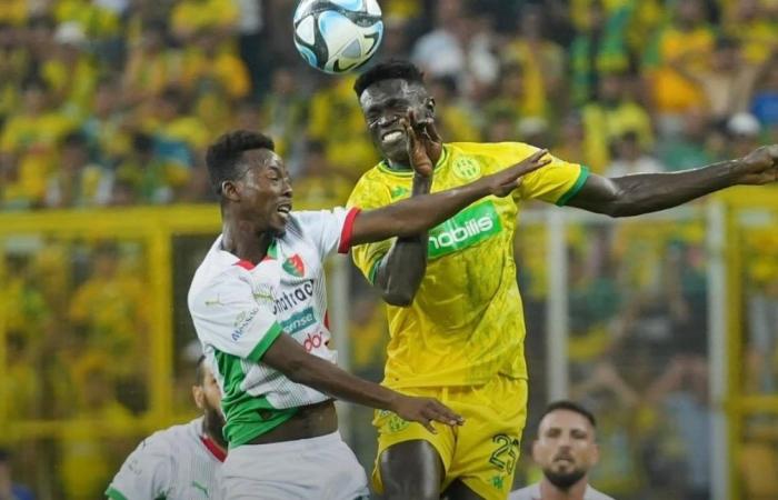 Mouloudia de Argel gana en Tizi Ouzou