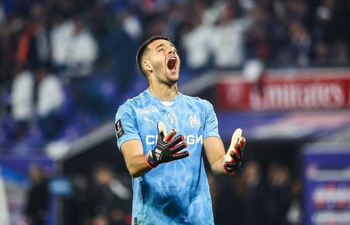 El mejor jugador está en las porterías, la bofetada es terrible.