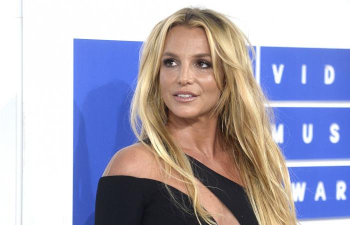 Britney Spears literalmente sintió que el fuego le subía a la cara… Coldplay ya ha planeado su último álbum…