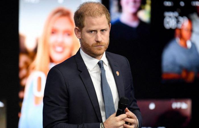 El príncipe Harry vuelve a abandonar a Meghan y a sus hijos, no tiene planes de volver a casa pronto