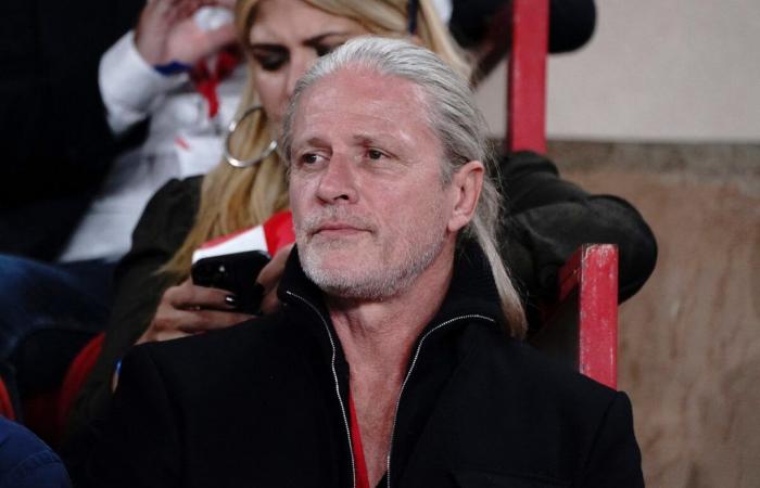 “Desde hace dos años se ve obligado a…”, Emmanuel Petit mete los pies en el plato