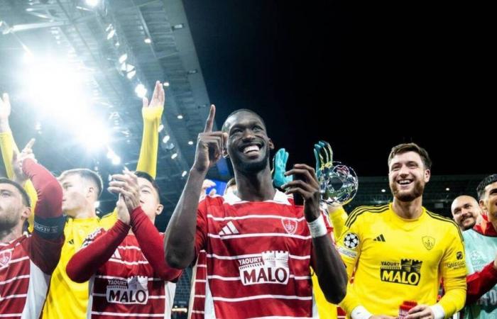 Estadio de Brest. ¡Una hazaña en la Liga de Campeones sinónimo de premio mayor!