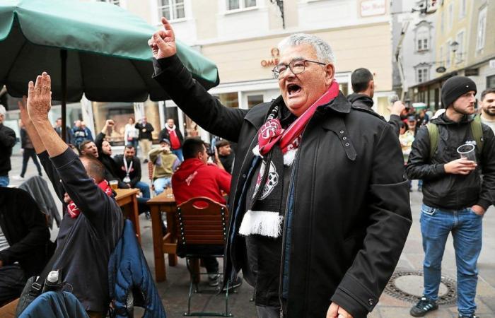 Gérard Le Saint en su pequeña nube tras la hazaña en el Stade Brestois