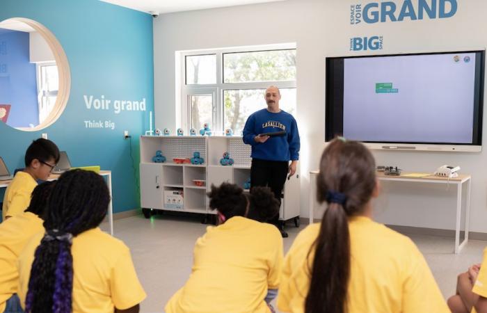 EL PRIMER LABORATORIO EDUCATIVO DE HABLA FRANCESA DE LA AMAZONÍA EN SAINT-MICHEL