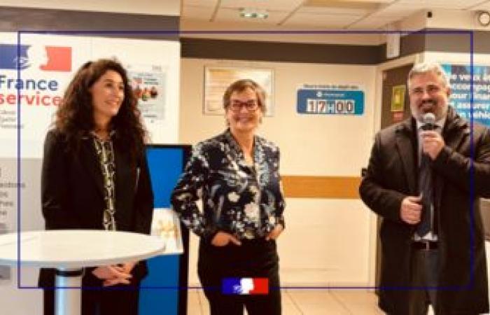 Inauguración de un nuevo espacio de servicios Francia en Poste Plaisance