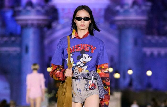 En la semana de la moda de París, Mickey desfila en Coperni