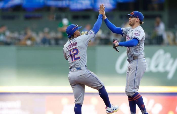 Mets derrotan a Cerveceros, a una victoria de la NLDS