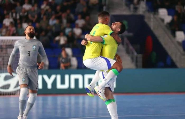 Fútbol sala. Doloroso vencedor sobre Ucrania, Brasil regresa a la final del Mundial