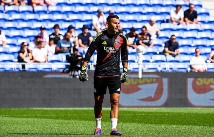 Lopes maltratado, Acherchour casi llora – Olympique Lyonnais