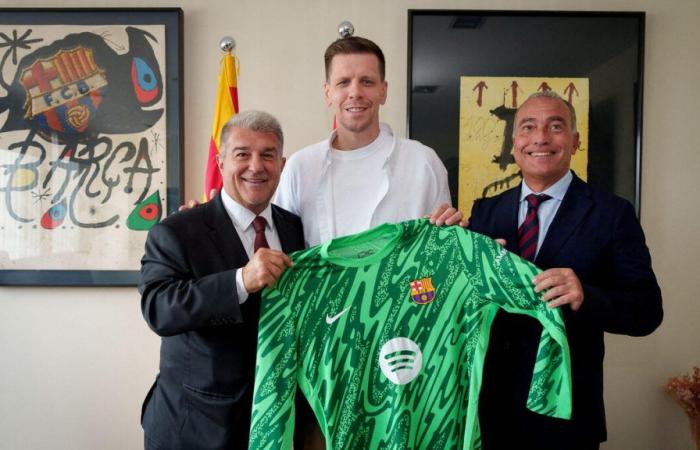 El portero Wojciech Szczesny ficha por el FC Barcelona