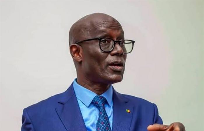 Thierno Alassane Sall habla de persecución y expresa su solidaridad con Bougane Gueye