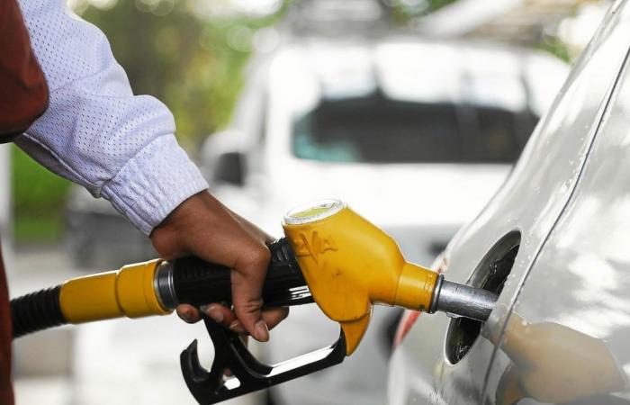 ¿Podría el precio de la gasolina empezar a subir nuevamente en medio de temores de una escalada en Medio Oriente?