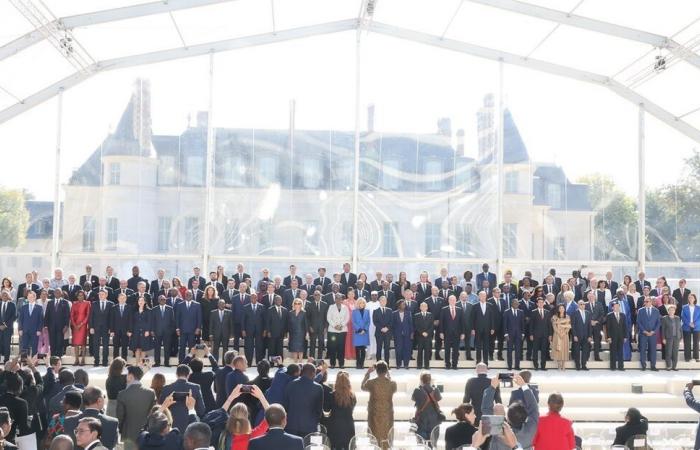 Líder vietnamita en la inauguración de la XIX Cumbre de la Francofonía en Francia