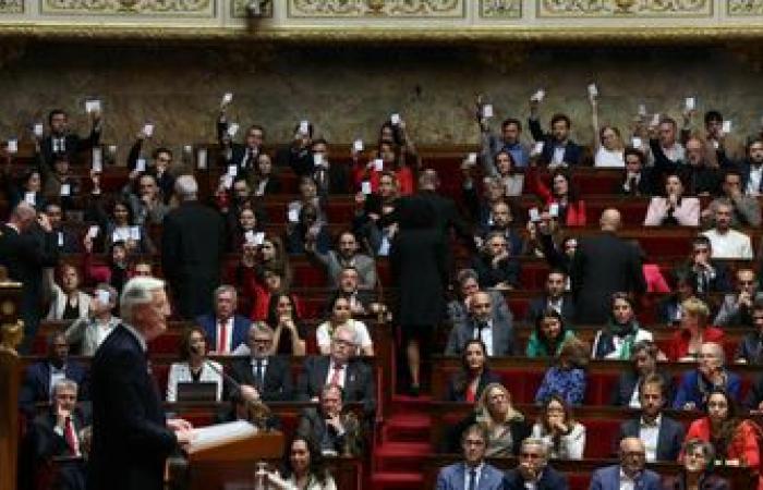 “Debemos sancionar a este gobierno”, insiste Raphaël Glucksmann sobre TF1