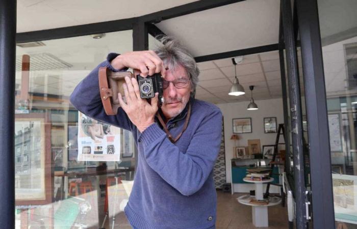 Este estudio fotográfico, un verdadero gabinete de curiosidades en Val-d’Oise