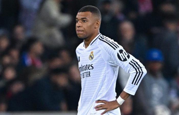 Paquete con los Blues, Mbappé… titular con el Real Madrid ante el Villarreal