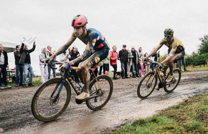 Ciclismo. París-Tours – Mathias Vacek: “2º otra vez… felicidades a Laporte”