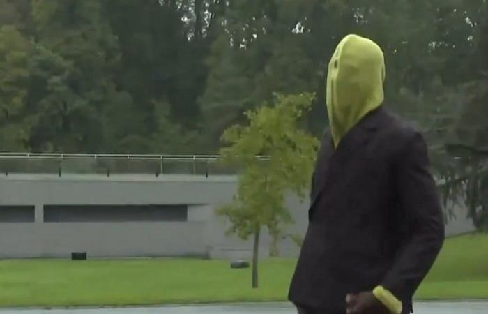 VIDEO. Selección francesa: pasamontañas verde completo… El sorprendente outfit de Ibrahima Konaté cuando llegó a Clairefontaine