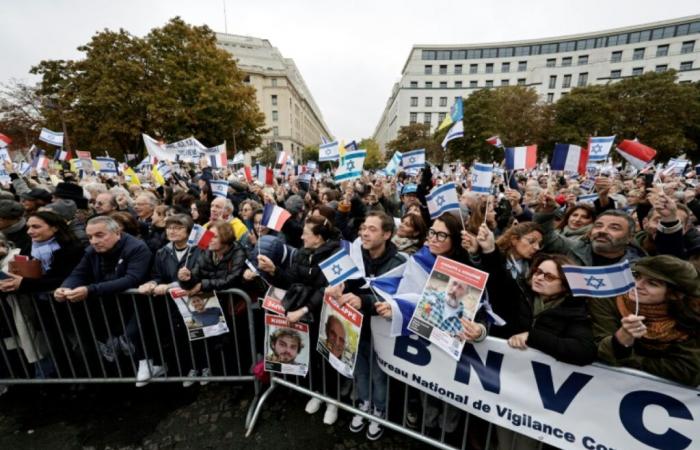 Un año después del 7 de octubre, las familias de los rehenes recibidas por Macron antes de una ceremonia de homenaje – 10/07/2024 a las 15h59