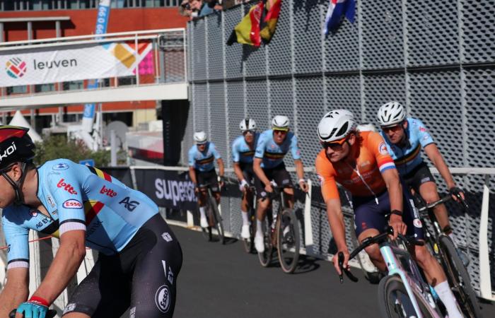 CAMPEONATO MUNDIAL DE GRAVEL MASCULINO UCI 2024: CAMPEÓN DEL MUNDO VAN DER POEL, ¡OBVIO!