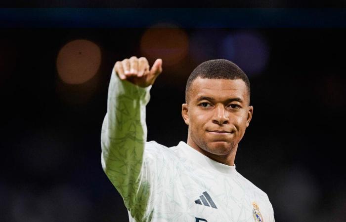 “La gente odia a Mbappé”, bromea en Canal+