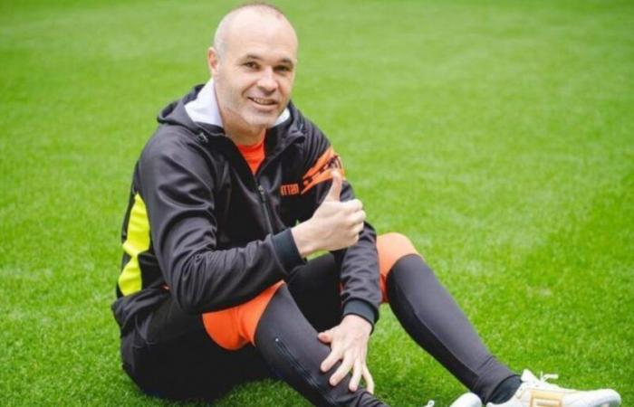 Iniesta se retira oficialmente