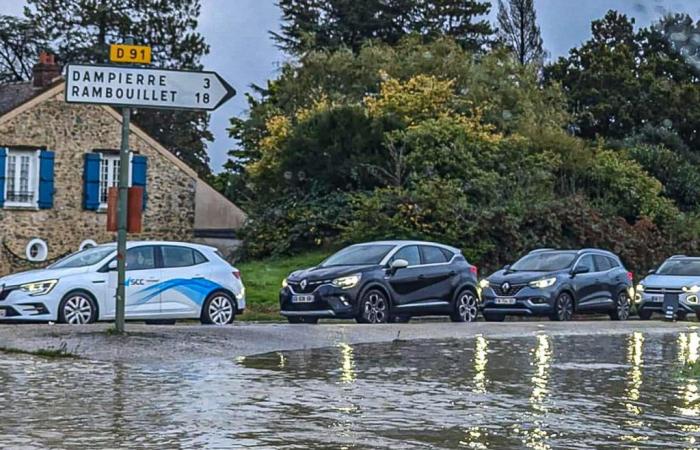 Inundaciones en Yvelines, carreteras cortadas y transporte detenido