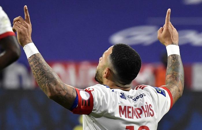 Cuando el Niza pierde la batalla con el OL por Depay