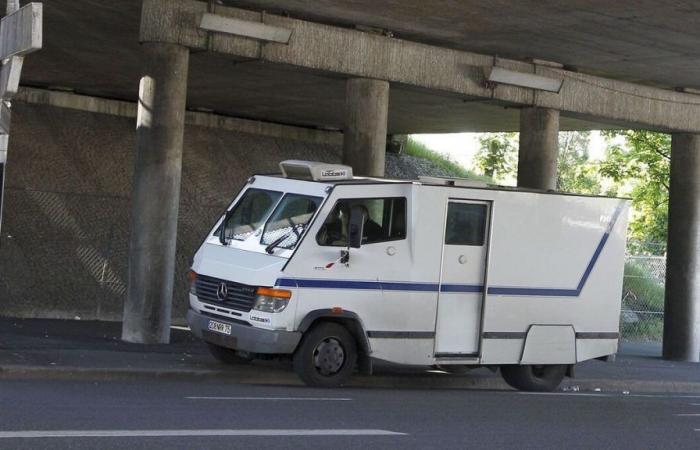 Robo con Kalashnikov de un camión de transporte de fondos en Grenoble, los sospechosos se dan a la fuga