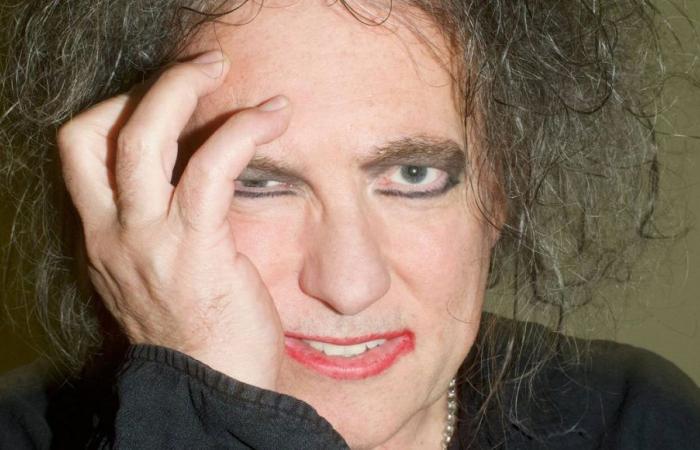 The Cure lanza “A Fragile Thing”, nuevo y suntuoso tema