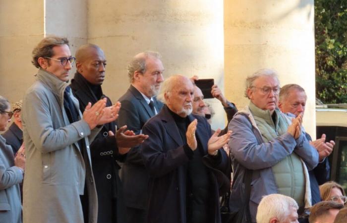 EN FOTOS. Jean-Paul Rouve, Karine Viard… Una antología de actores en el funeral de Michel Blanc en París