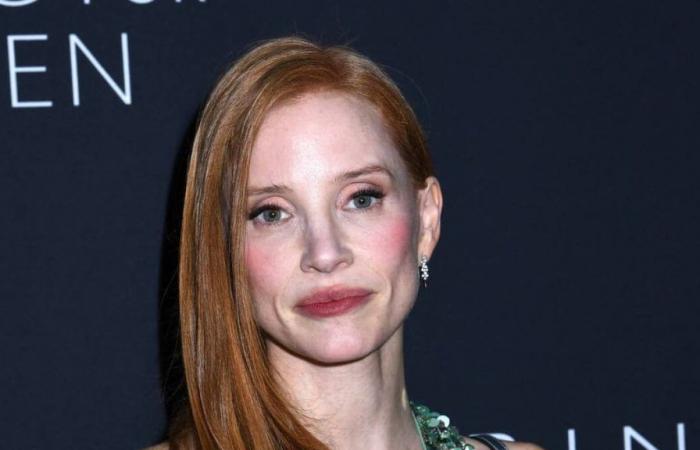 Jessica Chastain es recogida por internautas tras criticar a JetBlue en X