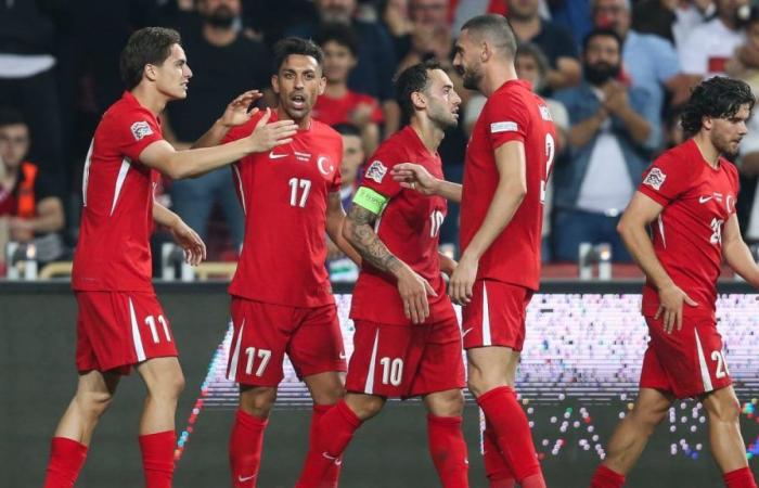 Türkiye lucha por ganar 1-0 a Montenegro